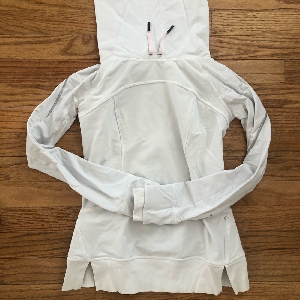 Lululond jacket